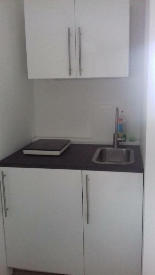 Pension Qmt Reutlingen Bagian luar foto